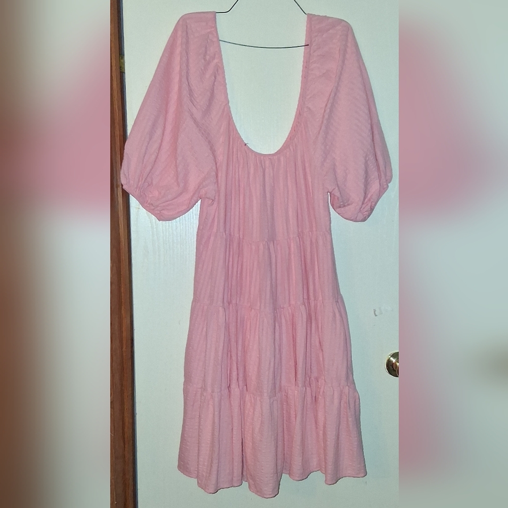 Elegant Pink Midi Dress